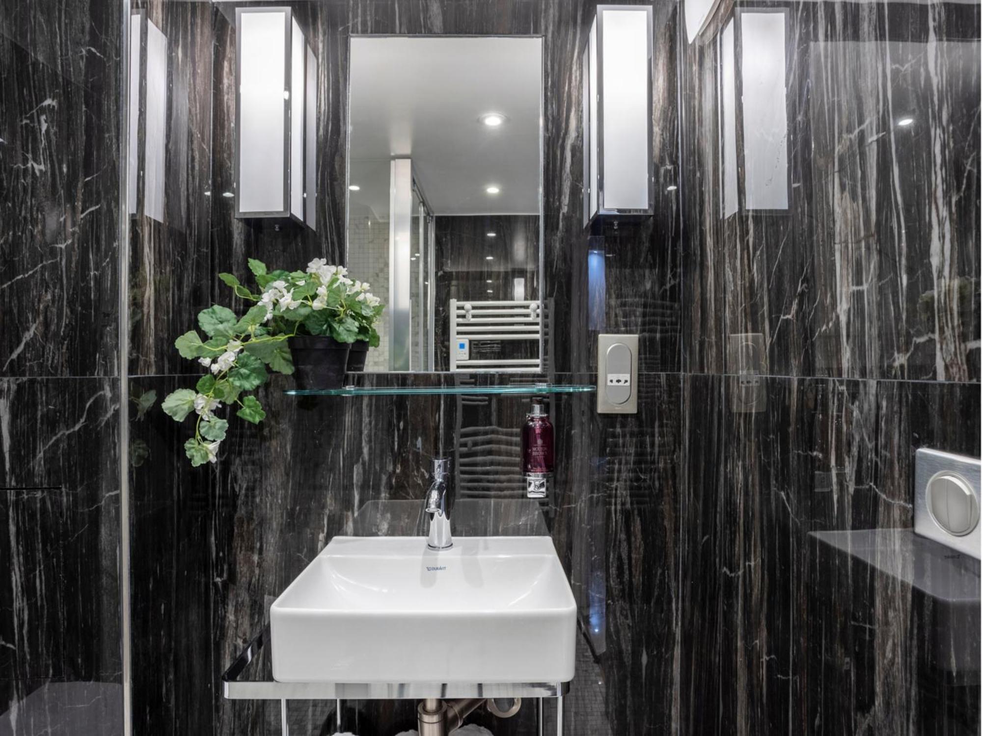 Luxury 3 Bedrooms 2 Bathrooms - Ile Saint-louis Paris